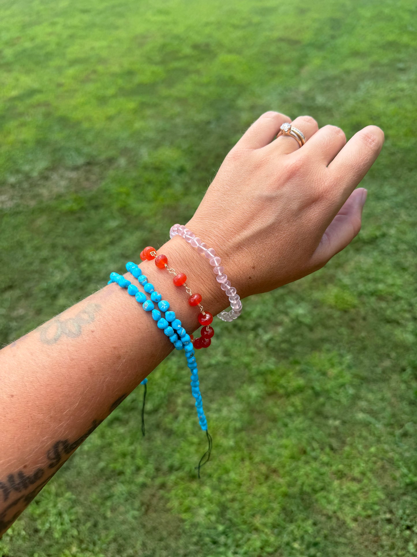 Gemmy Rose Quartz Knotted Candy Bead Bracelet 14k