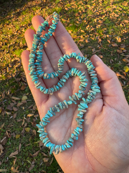 Sky Blue, Arizona Turquoise Strand in 14k Gold