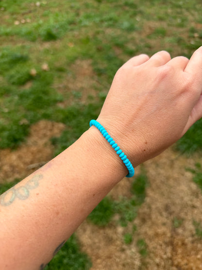 Kingman Turquoise Beaded Bracelet in 14k Gold | Robin’s Egg Blue