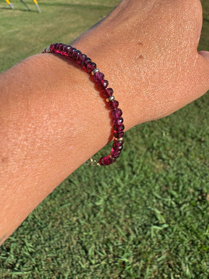 Elegant Rhodolite Garnet Bracelet 14k